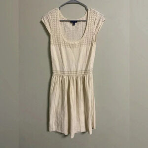 American Eagle Cream Gold Knit fit flare dress Short Sleeve Lightweight Medium